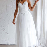 Novoli Floral Embroidery Midi Dress White