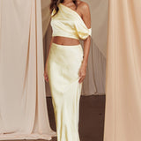 Alivya On-Off-Shoulder Satin Top Butter