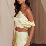 Alivya On-Off-Shoulder Satin Top Butter