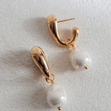Celene Drop Pearl Earrings Gold