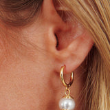 Ebony Drop Pearl Earrings Gold