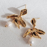 Lucie Drop Flower And Pearl Earrings Gold