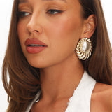 Nailah Pearl Cabochon Earrings Gold/Pearl