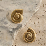 Noxelle Spiral Shell Earrings Gold
