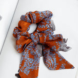 Bow Scrunchie Floral Brown
