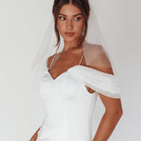 Evelyn Bow & Fishnet Bridal Veil White
