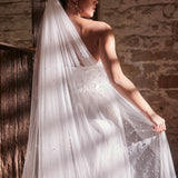 Divine Long Pearl Veil White