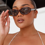 Riptide Oval Sunglasses Tort