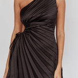 Glow Ray One-Shoulder Pleat Dress Black