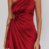 Glow Ray One-Shoulder Pleat Dress Wine