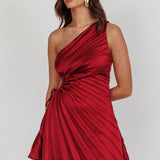 Glow Ray One-Shoulder Pleat Dress Wine