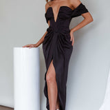 Mariesa Plunging Neckline Dress Black