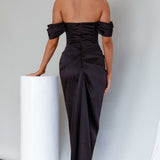 Mariesa Plunging Neckline Dress Black