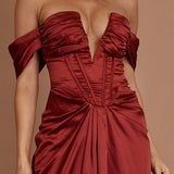 Mariesa Plunging Neckline Dress Red
