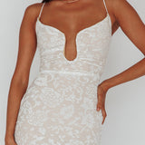 Nouveau U-Neckline Midi Dress Floral White