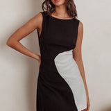 Loving Me Sleeveless A-line Mini Dress Black/Sand